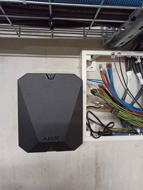 Chantier Systeme d'alarme - Yves Trouillot