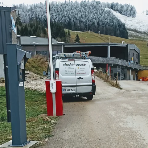 Chantier Systeme d'alarme - Yves Trouillot
